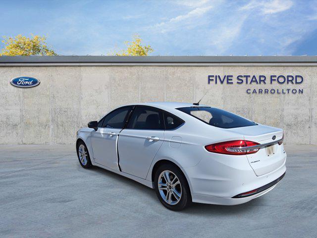 Photo of 2018 Oxford White Ford Fusion