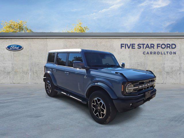 Photo of 2023 Azure Gray Metallic Tri-Coat Ford Bronco