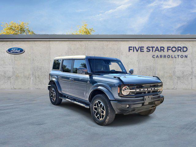 Photo of 2023 Azure Gray Metallic Tri-Coat Ford Bronco