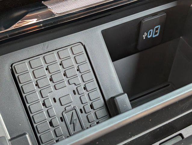 Photo of 2025 Agate Black Metallic Ford F-250