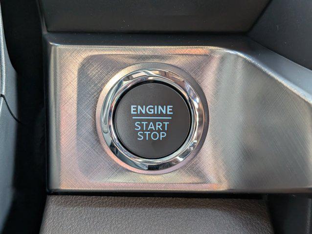 Photo of 2025 Agate Black Metallic Ford F-250