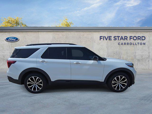 Photo of 2020 Star White Metallic Tri-Coat Ford Explorer