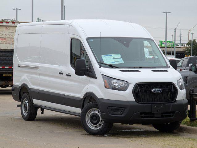 Photo of 2025 Oxford White Ford Transit-250