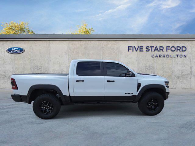 Photo of 2024 Bright White Clearcoat RAM 1500