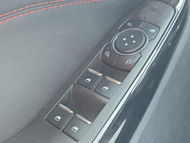 Photo of 2023 Star White Metallic Tri-Coat Ford Explorer