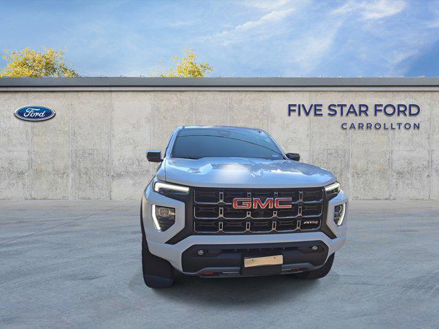 Photo of 2024 Summit White GMC Canyon