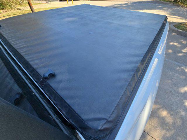 Photo of 2024 Summit White GMC Canyon