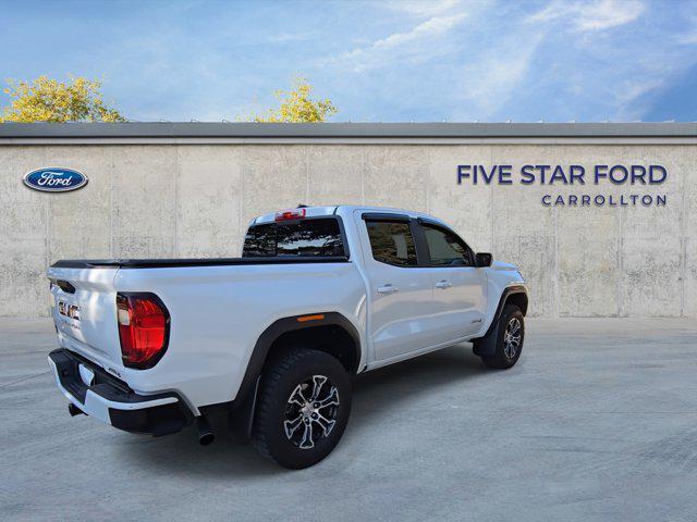 Photo of 2024 Summit White GMC Canyon