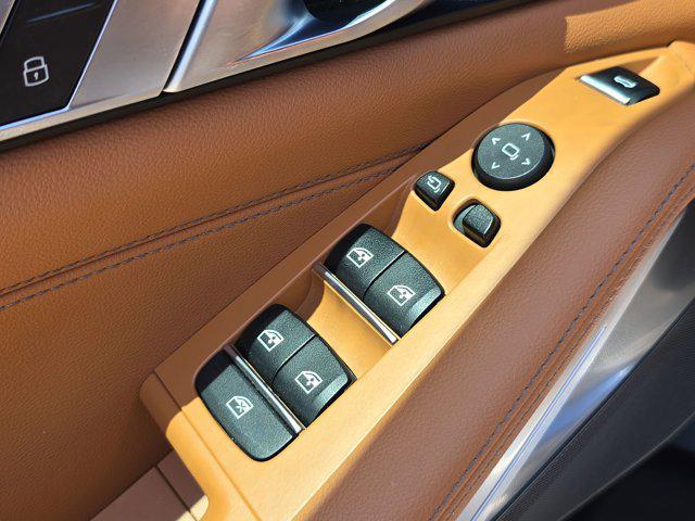 Photo of 2022 Phytonic Blue Metallic BMW X5