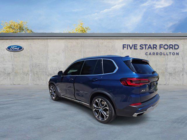 Photo of 2022 Phytonic Blue Metallic BMW X5