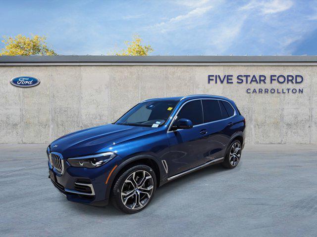 Photo of 2022 Phytonic Blue Metallic BMW X5