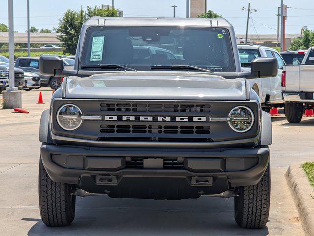 Photo of 2025 Carbonized Gray Metallic Ford Bronco