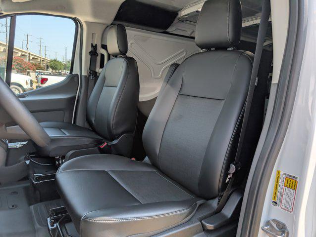 Photo of 2025 Oxford White Ford Transit-150