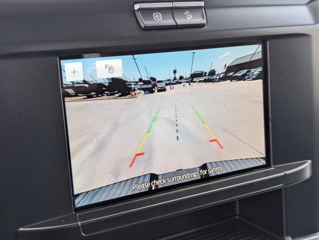 Photo of 2025 Oxford White Ford F-350