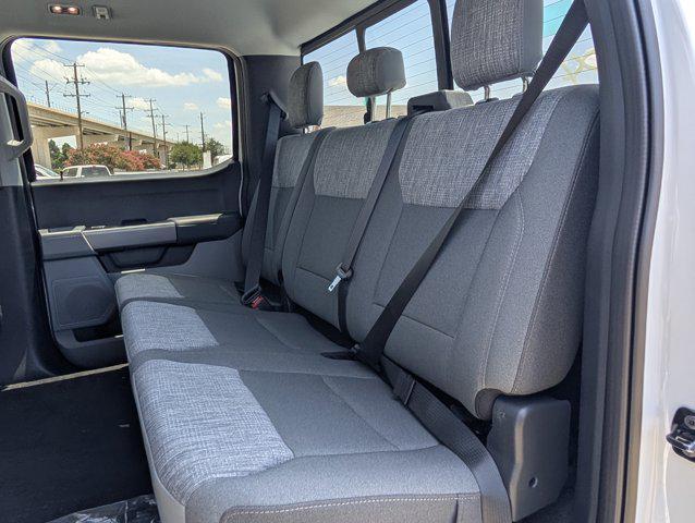 Photo of 2025 Oxford White Ford F-350