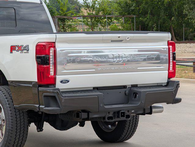Photo of 2025 Star White Metallic Tri-Coat Ford F-350