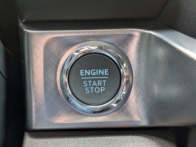 Photo of 2025 Star White Metallic Tri-Coat Ford F-350