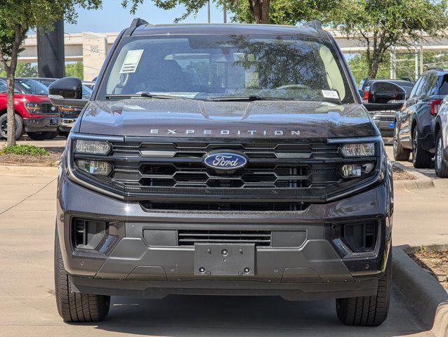 Photo of 2025 Gray Ford Expedition