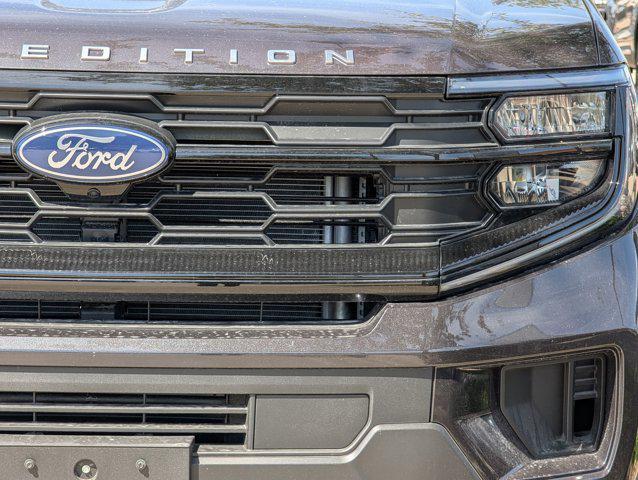 Photo of 2025 Gray Ford Expedition