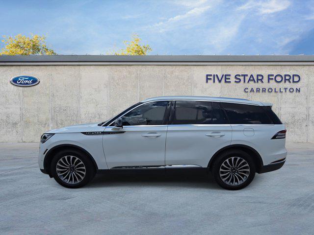 Photo of 2020 White Metallic Lincoln Aviator