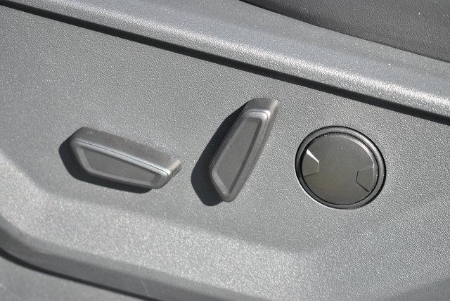 Photo of 2025 Agate Black Metallic Ford Expedition