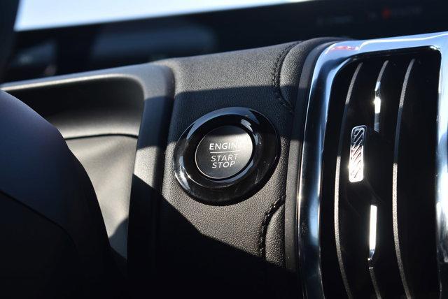 Photo of 2025 Agate Black Metallic Ford Expedition