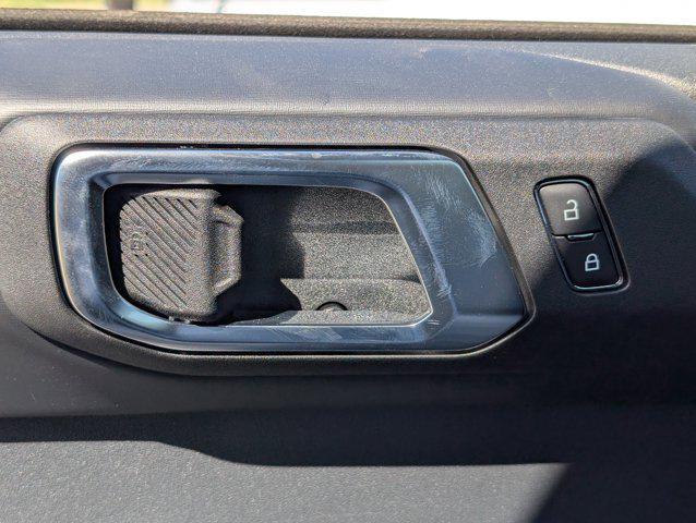 Photo of 2025 Azure Gray Metallic Tri-Coat Ford Bronco