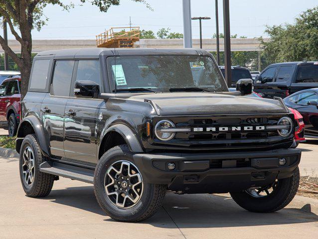 Photo of 2025 Shadow Black Ford Bronco