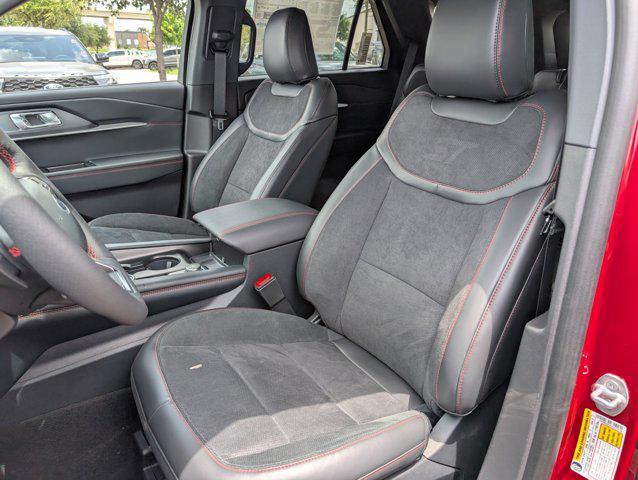 Photo of 2025 Rapid Red Metallic Tinted Clearcoat Ford Explorer