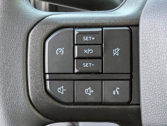 Photo of 2025 Oxford White Ford F-250