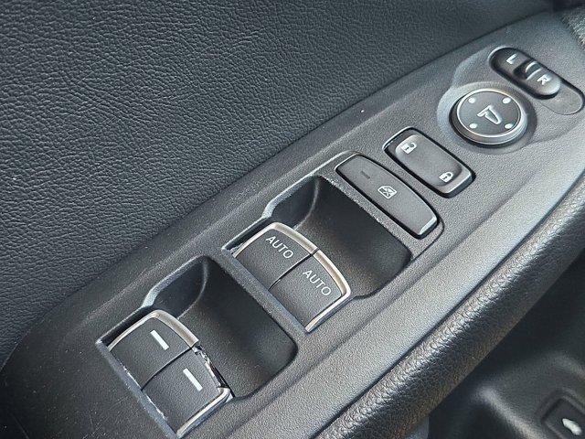 Photo of 2021 Platinum White Pearl Honda Accord