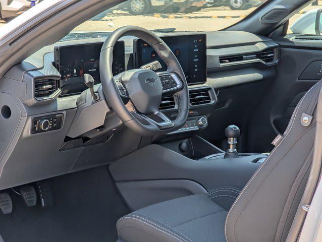 Photo of 2025 Oxford White Ford Mustang