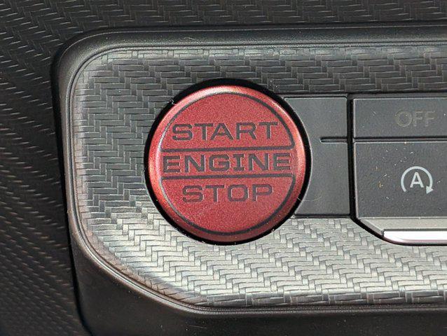 Photo of 2025 Oxford White Ford Mustang