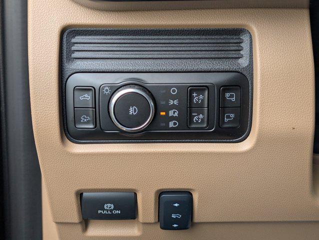 Photo of 2025 Agate Black Metallic Ford F-250
