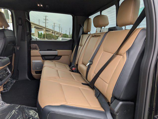 Photo of 2025 Agate Black Metallic Ford F-250