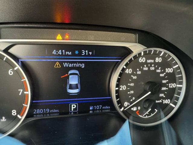 Photo of 2022 Gun Metallic Nissan Altima
