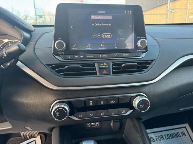 Photo of 2022 Gun Metallic Nissan Altima