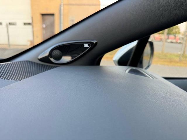 Photo of 2020 Silver Toyota Corolla