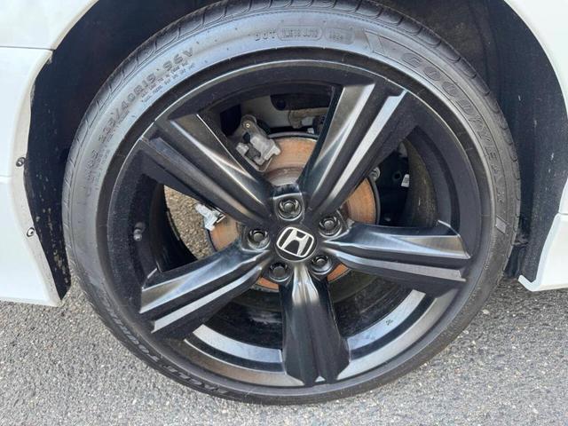 Photo of 2021 White Honda Accord