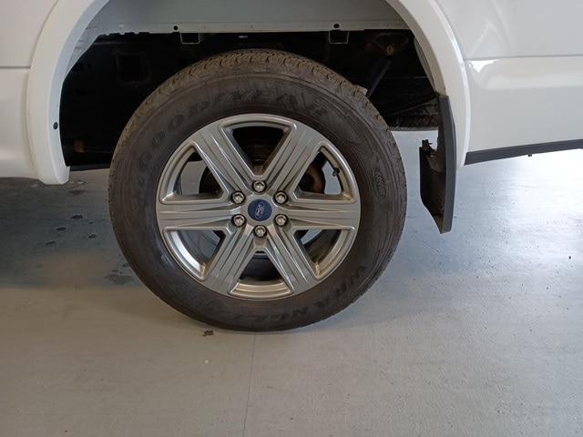 Photo of 2019 Oxford White Ford F-150