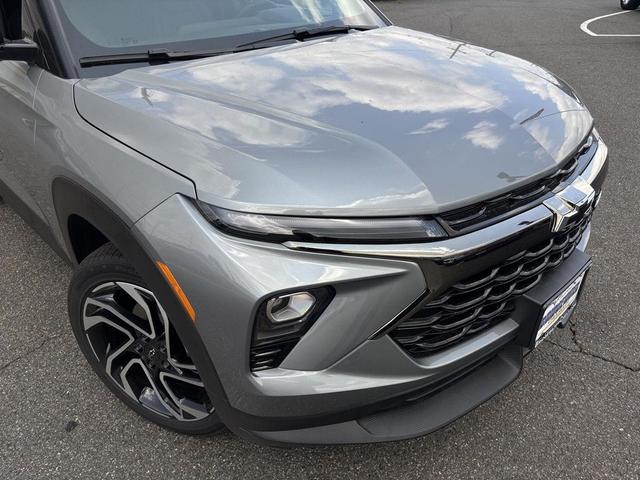 Photo of 2026 Sterling Gray Metallic Chevrolet Trailblazer