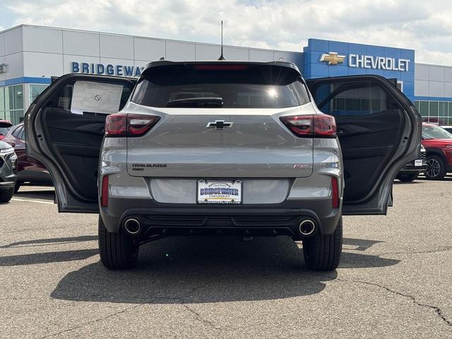 Photo of 2026 Sterling Gray Metallic Chevrolet Trailblazer
