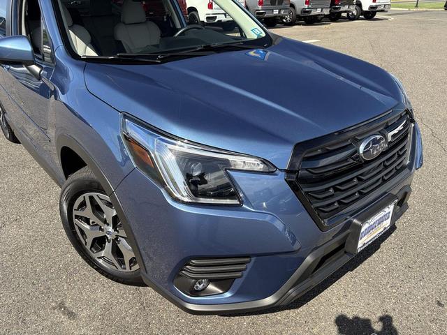 Photo of 2024 Horizon Blue Pearl Subaru Forester