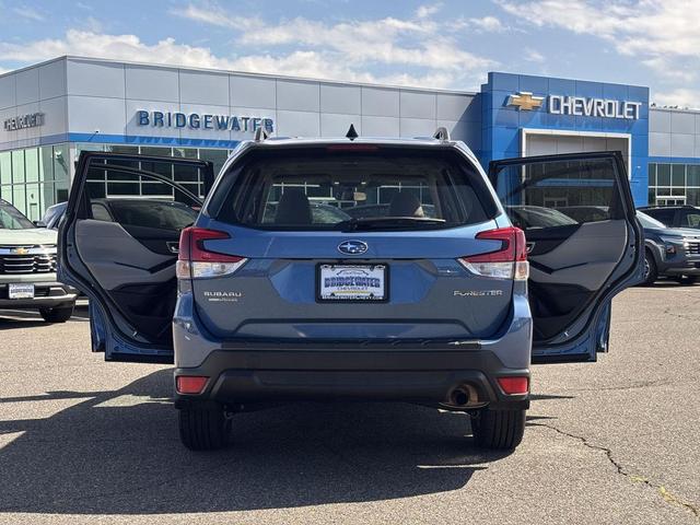Photo of 2024 Horizon Blue Pearl Subaru Forester
