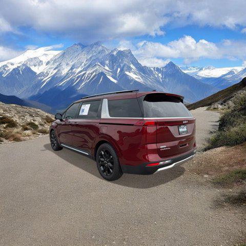 Photo of 2024 Flare Red Kia Carnival