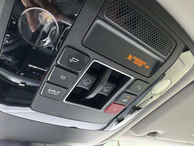 Photo of 2024 Flare Red Kia Carnival
