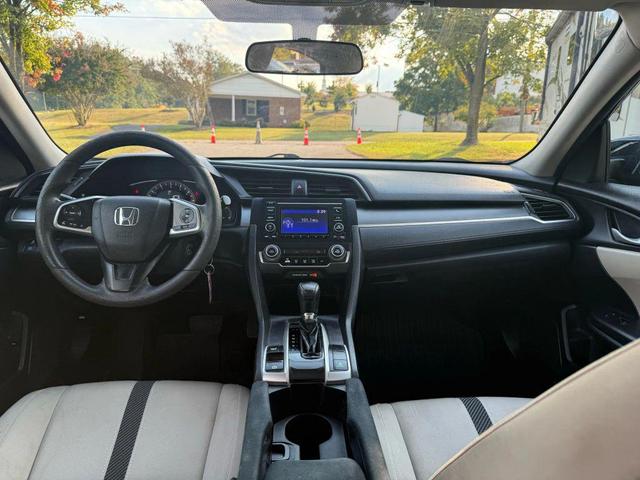 Photo of 2017 Black Honda Civic