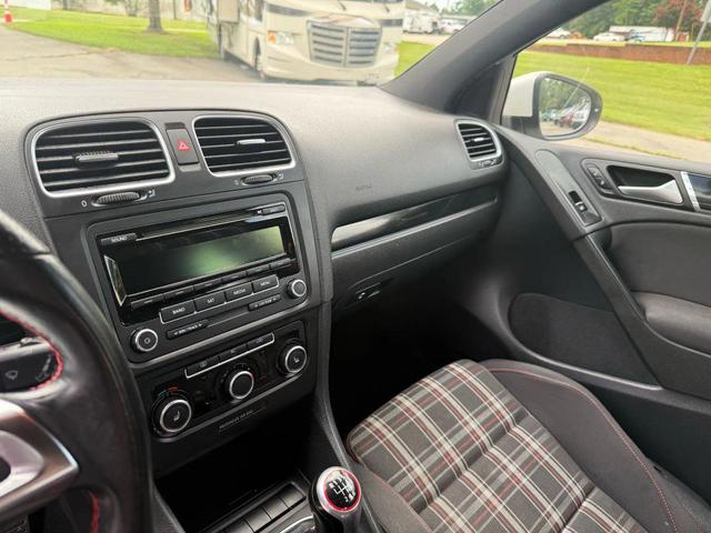 Photo of 2012 Candy White Volkswagen GTI