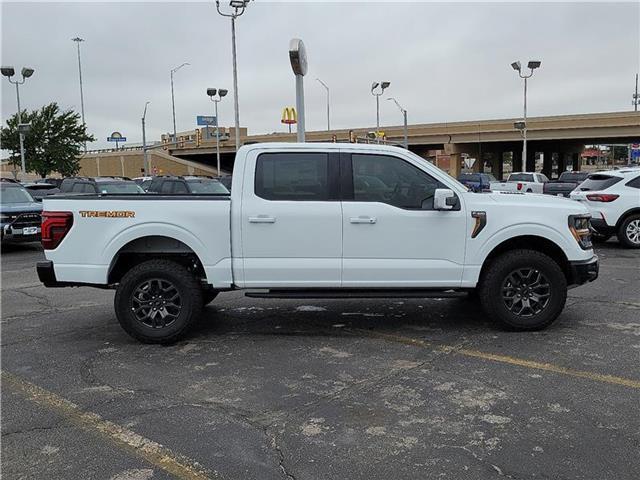Photo of 2025 Oxford White Ford F-150