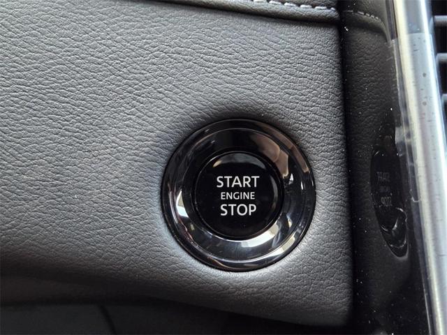 Photo of 2025 Super Black Nissan Armada